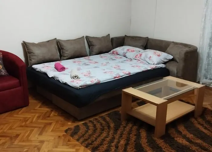 Lena Апартаменты